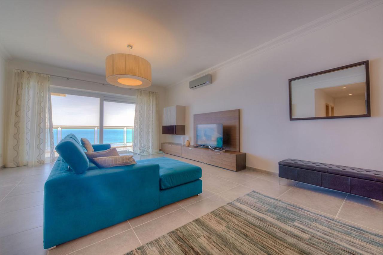 Seafront Luxury Apartment With Pool Sliema Bagian luar foto