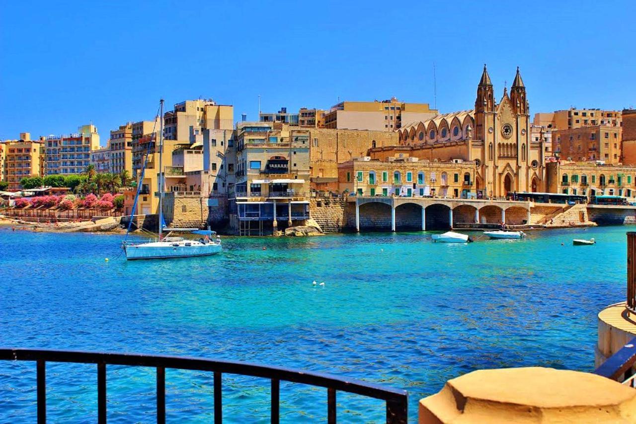 Seafront Luxury Apartment With Pool Sliema Bagian luar foto