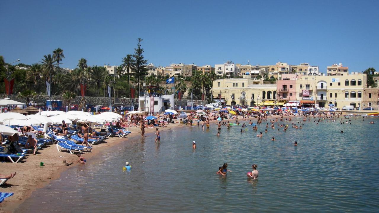 Seafront Luxury Apartment With Pool Sliema Bagian luar foto