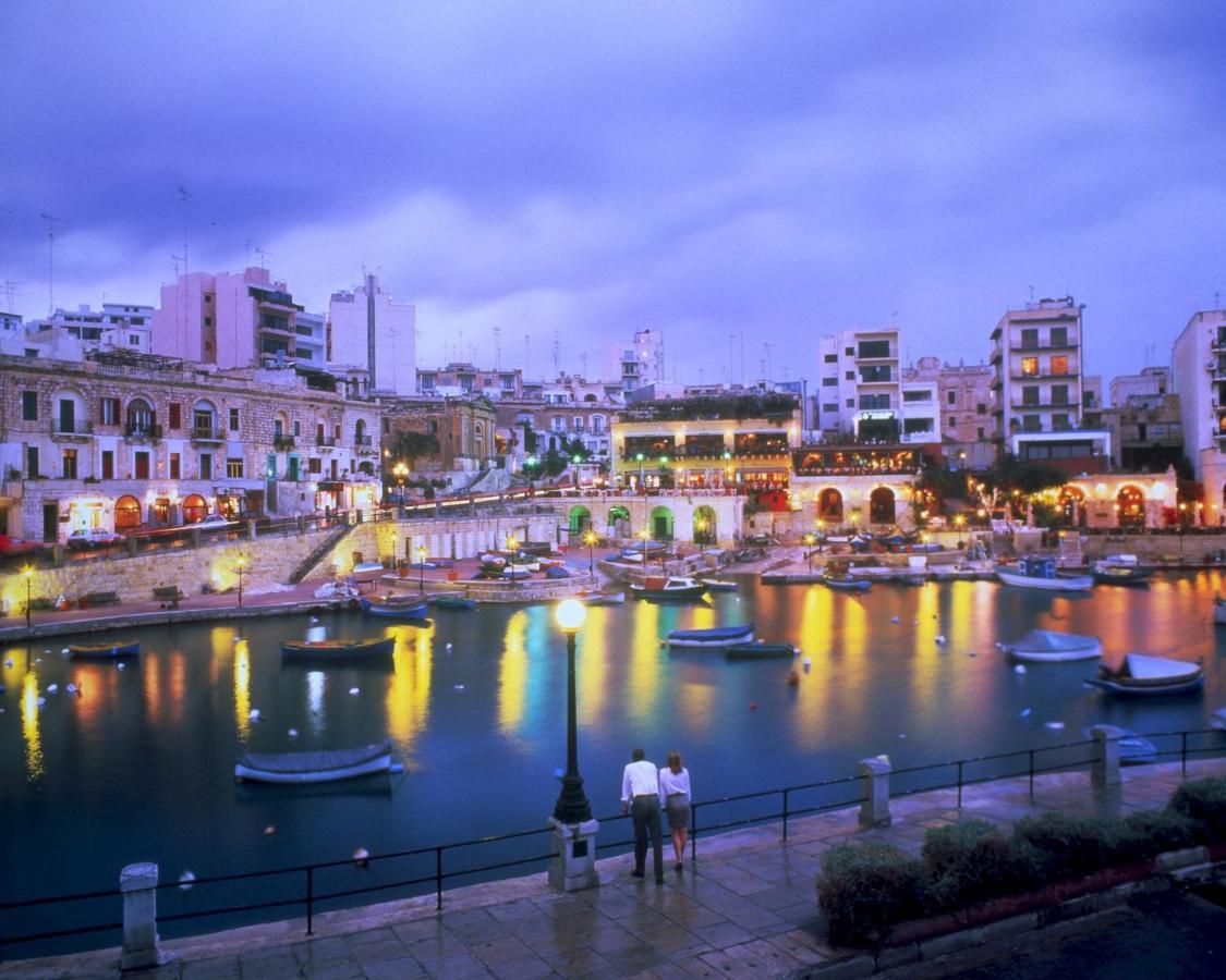 Seafront Luxury Apartment With Pool Sliema Bagian luar foto