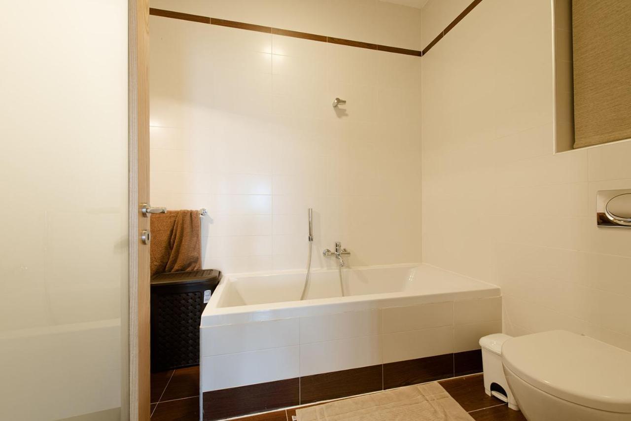 Seafront Luxury Apartment With Pool Sliema Bagian luar foto